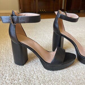 27 Edit Naturalizer Jaselle Sandal